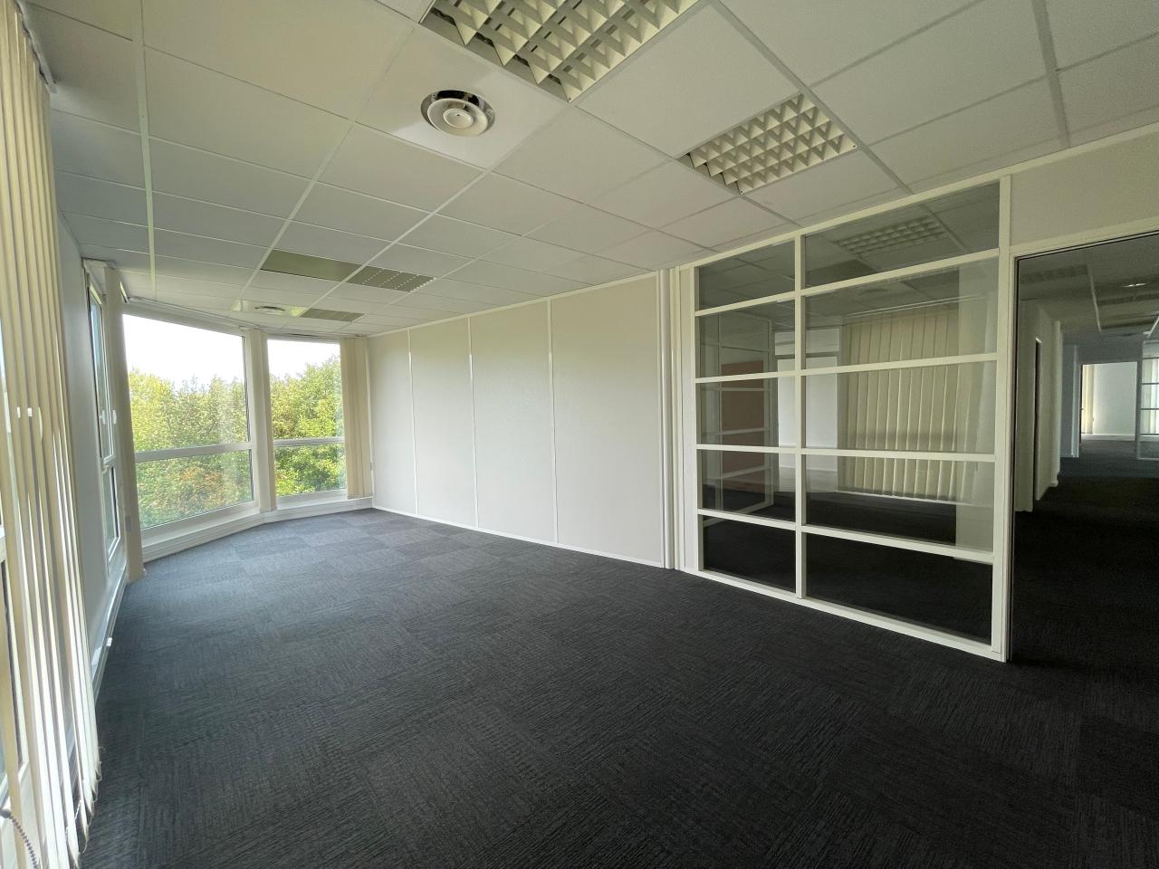 Bureau Aix-en-Provence 301m² Location bureau Aix-en-Provence Bouches-du-Rhône OLBUR2530639 10